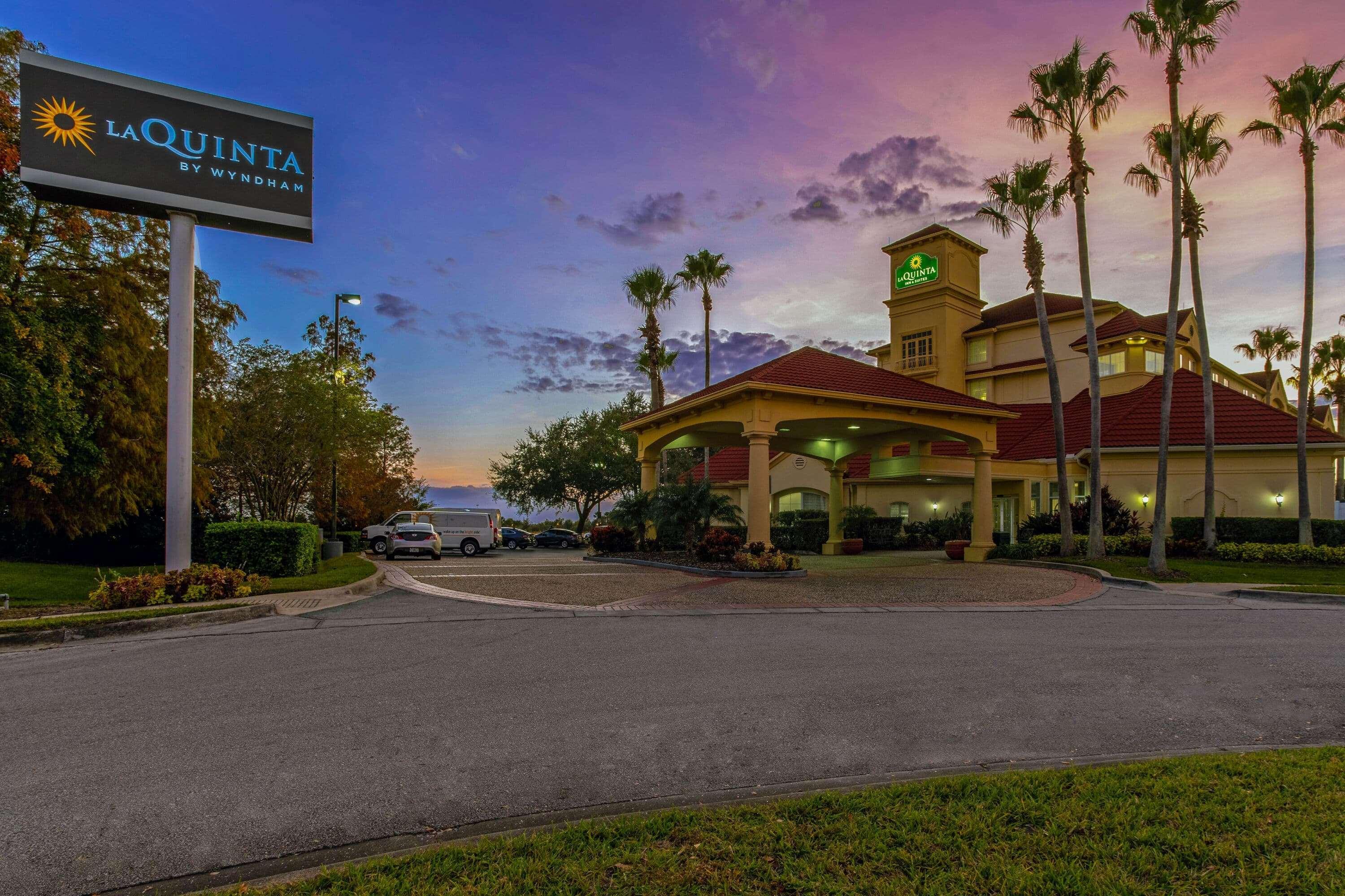 Hotel La Quinta By Wyndham Orlando Airport North Exterior foto